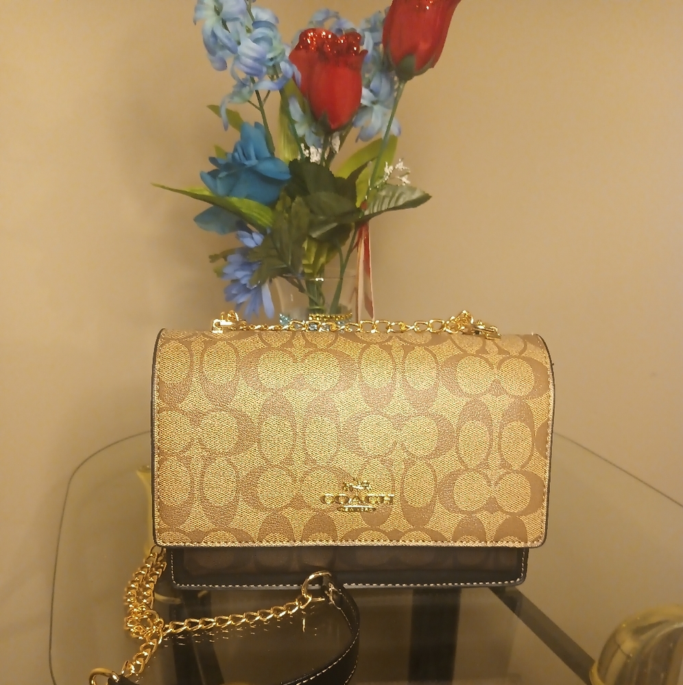Coach klare crossbody in blocked signature canvas